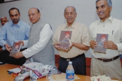 Dr M R Patel & Shankersinh Vaghela Inaugurating his book on C.S.I Rao Bahadur Bechardas Lashkari